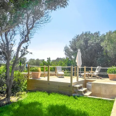 Sleeps 6 Pool Air Con T627259