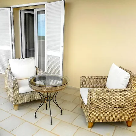 Sleeps 6 Pool Air Con T627259 וילה אס קנוטלס