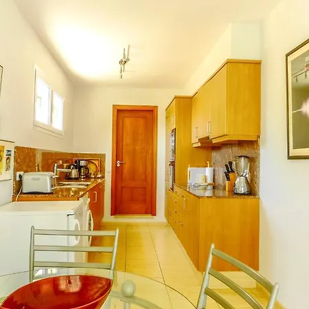 Sleeps 6 Pool Air Con T627259 * אס קנוטלס
