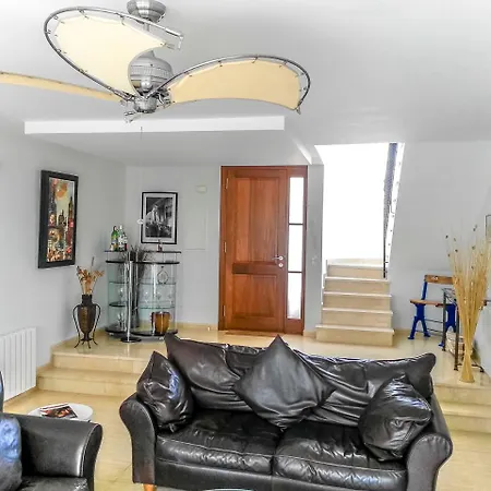 Sleeps 6 Pool Air Con T627259 וילה אס קנוטלס