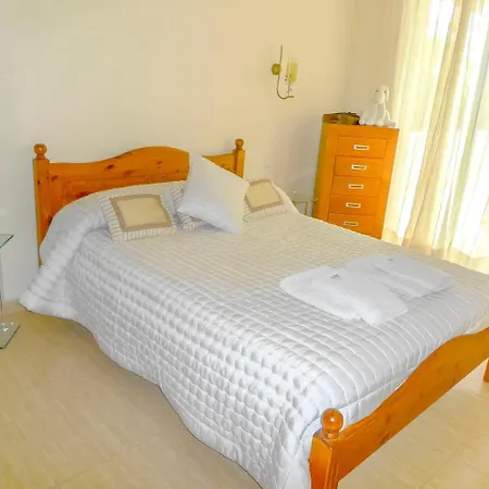 Sleeps 6 Pool Air Con T627259 * אס קנוטלס